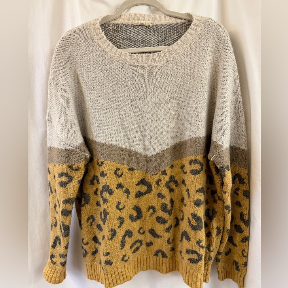 Leopard Print Colorblock Sweater - Picture 1 of 3
